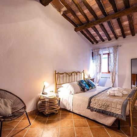 Agri Apartment La Terrazza La Ripadoro Chianni Eksteriør bilde
