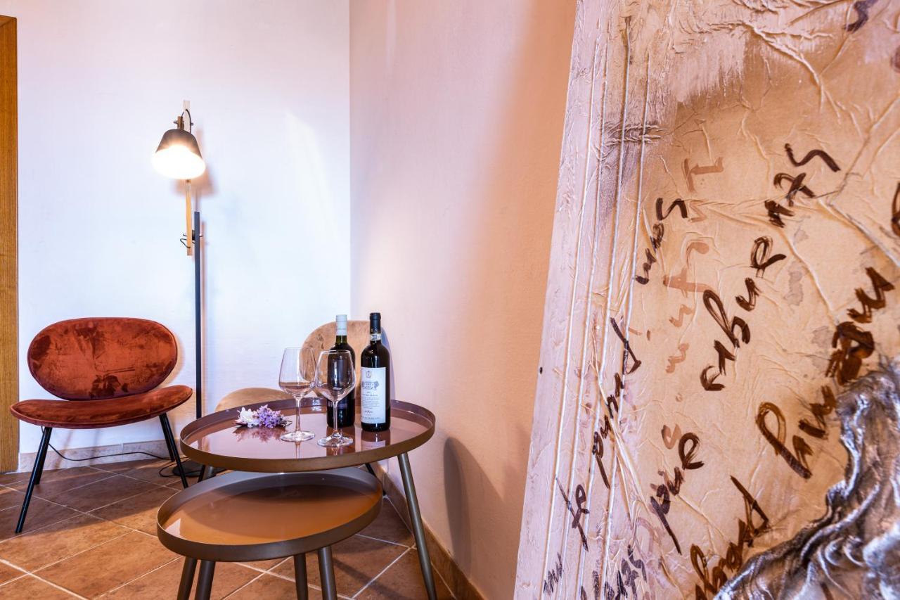 Agri Apartment La Terrazza La Ripadoro Chianni Eksteriør bilde