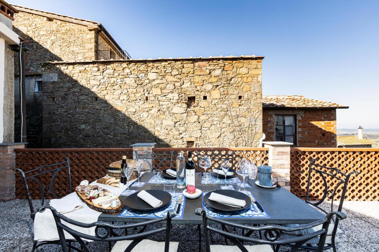 Agri Apartment La Terrazza La Ripadoro Chianni Eksteriør bilde