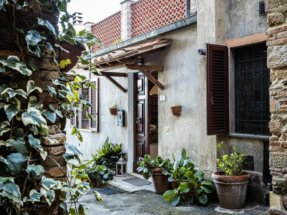 Agri Apartment La Terrazza La Ripadoro Chianni Eksteriør bilde