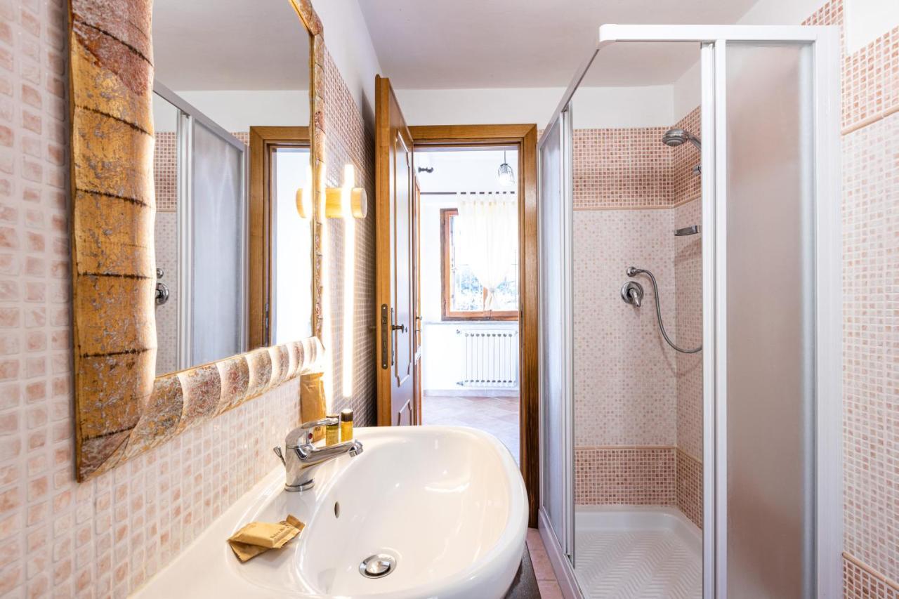 Agri Apartment La Terrazza La Ripadoro Chianni Eksteriør bilde