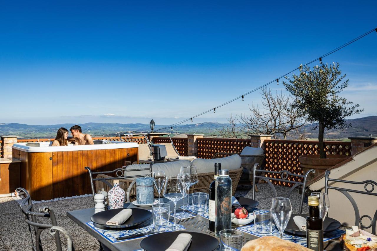 Agri Apartment La Terrazza La Ripadoro Chianni Eksteriør bilde